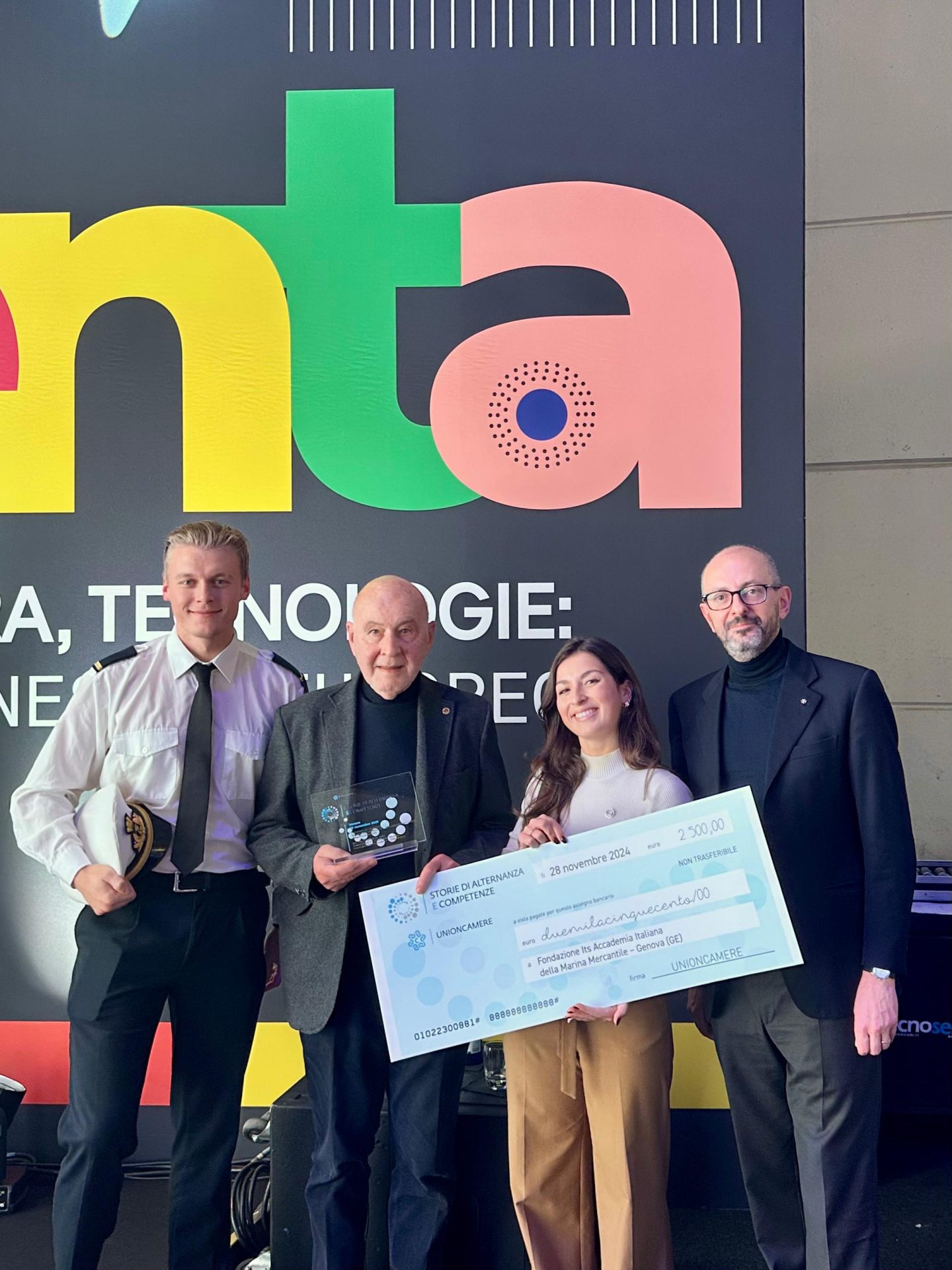 PREMIO NAZIONALE PER LA STORIA DI ALTERNANZA GENOVESE A BORDO DELLA NAVE NATO